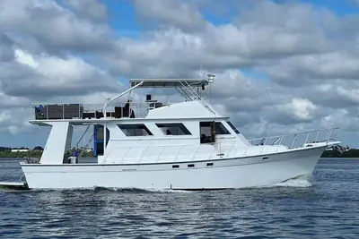Image de Charming 3-bedroom 60' Yacht - Scenic Harbor