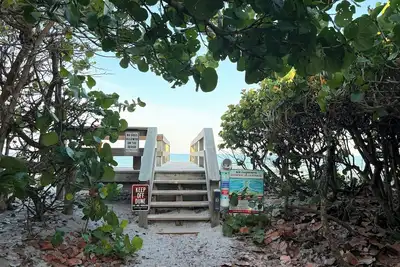 Image de 2-bedroom house in Satellite Beach I 4 Min Walk from the Beach