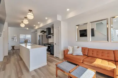 Charming 3-bedroom, 4 Bath Townhome in Arvada, Co