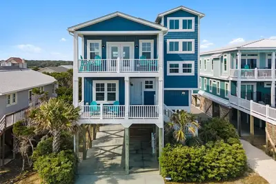Image de Coastal Haven - Panoramic Ocean Views – Oak Island