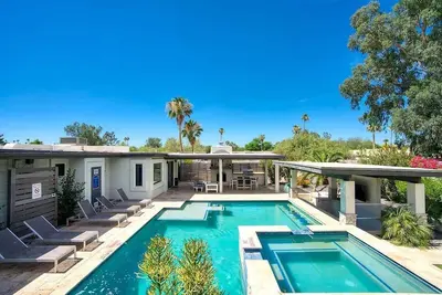 Image de Pool Paradise w/ Swim-Up Bar & Hot Tub, Fireplace
