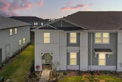 Image de 5 Bedrooms / 4. 5 Bathrooms / Windsor Cay (16053bw)
