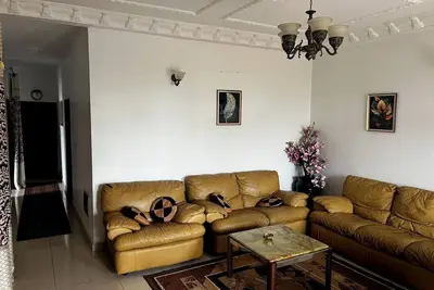 Image de Charmant appartement meublé proche station Tradex Bonamoussadi