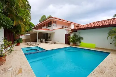 Image de Cozy Villa with Swimming Pool in Casa de Campo - La Romana