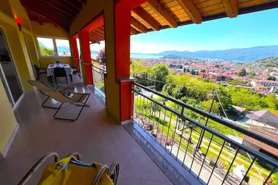 Image de Penthouse Valentino with terrace lake view