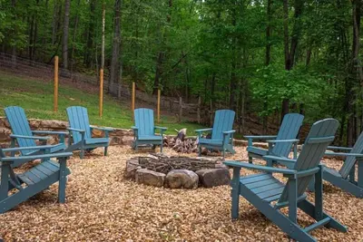 Image de Blue Ridge Belle - Pet Friendly | Hot Tub | Firepit