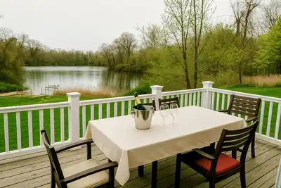 Image de New Spacious 5bdr house on serene Kent Island - close to all the hot spots!