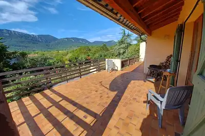 Image de Quiet French village home in wine region, sleeps 10