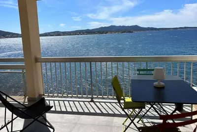 Image de Appartement climatisé bord de mer tout à pied plage et port avec terrasse vue mer pour 4