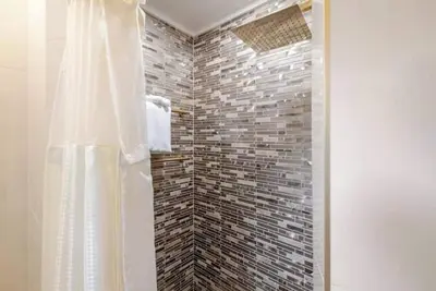 Image de Charming 3-bedroom house with Ac, WiFi in sunny Tampa Bay