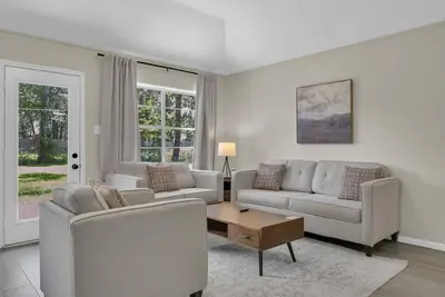 Image de New! Cozy Single Story 3br in The Woodlands | Pet Friendly, Yard, Workspace, Great Location