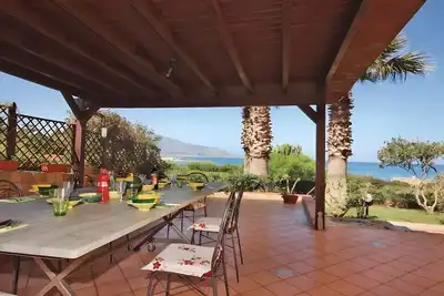 Image de Villa 'Levante - Cornino' avec vue sur la mer, Wi-Fi et climatisation