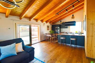 Image de Appartement 'Casa Mila - Près du centre', balcon, Wi-Fi et climatisation