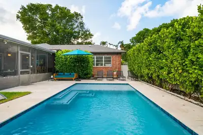 Image de Villa Solana - Pool, Game Room, Mins to Dt
