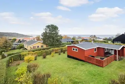 6820 Allinge - Pæretræsvej 7