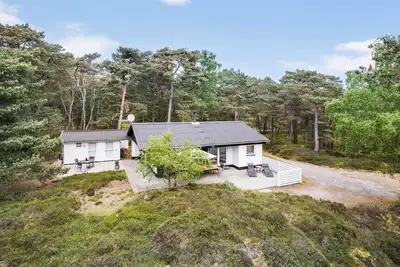 Image de 2714 Nexø - Jomfrustien 4