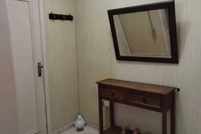 Image de Apartment. You and your family will be close to everything! Pets accepted.