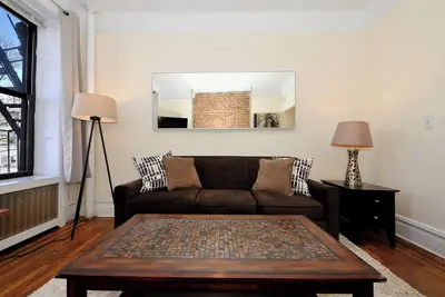 Image de Cozy and Clean 1br Apt in Nyc!