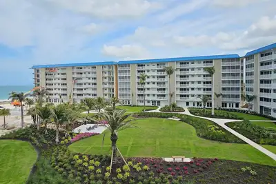 Image de Beachfront Escape-Charming 2-bedroom condo in beautiful Bonita Springs