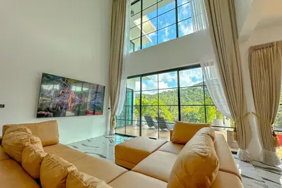 3 min to the beach | The Luxury Oxygen Pool Villa