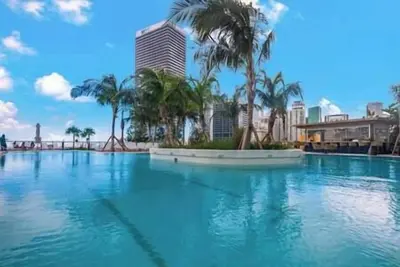 Image de Exclusive 1-Bedroom Retreat in Downtown Miami #4008