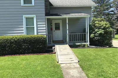 Image de Quaint Village home in Allegany. 1 mile from St. Bonaventure.