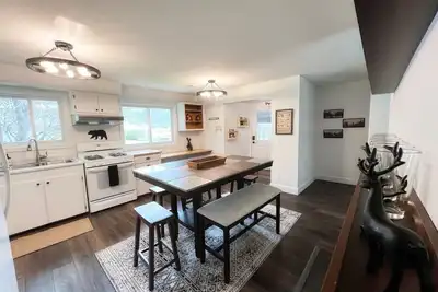 Image de Mountain Retreat- Central Location & Near Glacier