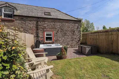Corner Cottage, pet friendly, character holiday cottage in Penrith