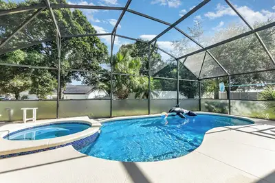 Image de Spacious 5br Villa w/ South-Facing Pool, Spa & Game Room Near Disney