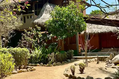 Image de Charming 2-bedroom apartment in Col Majahua, Troncones, Mexico Gro
