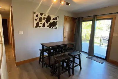 Image de 2 Bedroom Moose Apartment near Glacier Mt with Ac and WiFi