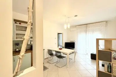 Image de P060 – Porto Recanati, Comfortable Three-Room Apartment with Parking