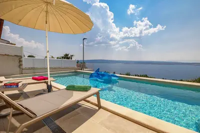Image de Maison de vacances avec vue sur la mer et climatisation