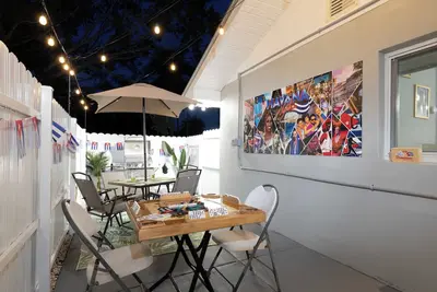 Image de Havana Nights Honeymoon: King Bed, Sofabed, Patio & Wi-Fi – Book Your Escape!