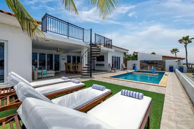 Image de Stunning Sea View Villa with Private Rooftop Terrace at Salina Breeze by Bocobay