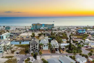 Image de Seaside Villa Aqua luxury 4-bedroom villa in Fort Myers Beach incredible view