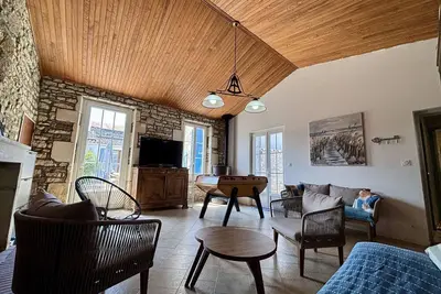 Image de Deux maisons rénovées, 12 couchages, centre Saint Pierre d'Oléron