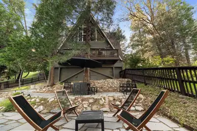 Image de Navigate Stays Designer Light-Filled A-Frame