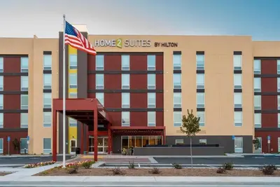 Image de Cozy hotel suite in delightful Bakersfield with WiFi, Ac, fitness room