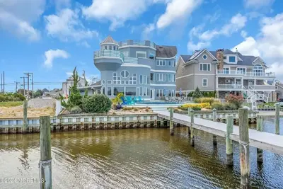 Image de Sunset Paradise on the Bay w/Pool & Roof Top Views