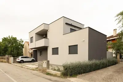 Image de Modern apartment Tin with sea view