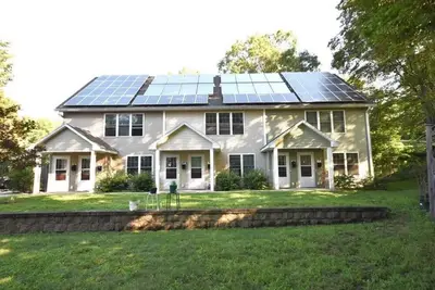 Image de Cozy 1-bedroom Apt. in enjoyable Amherst with Full Kitchen. Close to Colleges.