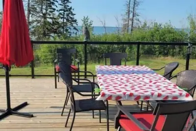 Image de Our cottage is pet friendly and offers plenty of indoor and outdoor activities,