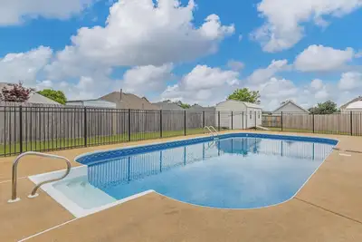 Image de 17 Springs / Rtj Golf / Saltwater Pool / Sleeps 8