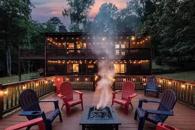 Image de Rolling Hills Hideaway: Secluded 4 bedroom cabin with beautiful porch