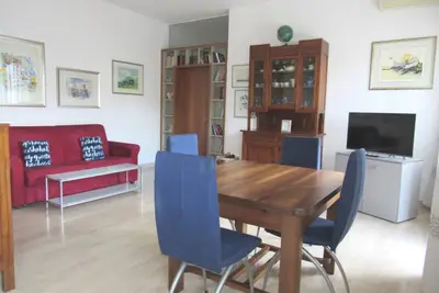 Image de Lori'S House [ * a stone's throw from the sea * ]