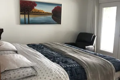 Image de Two bedroom guest suite on the lake