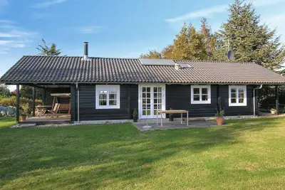 Image de Belle maison de 2 chambres Ă Svendborg