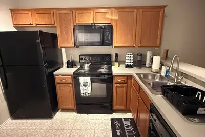 Image de Movie Night in Paris - 2bedroom townhome in Arlington, Tx