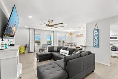 Image de Luxury Long Island Village 117